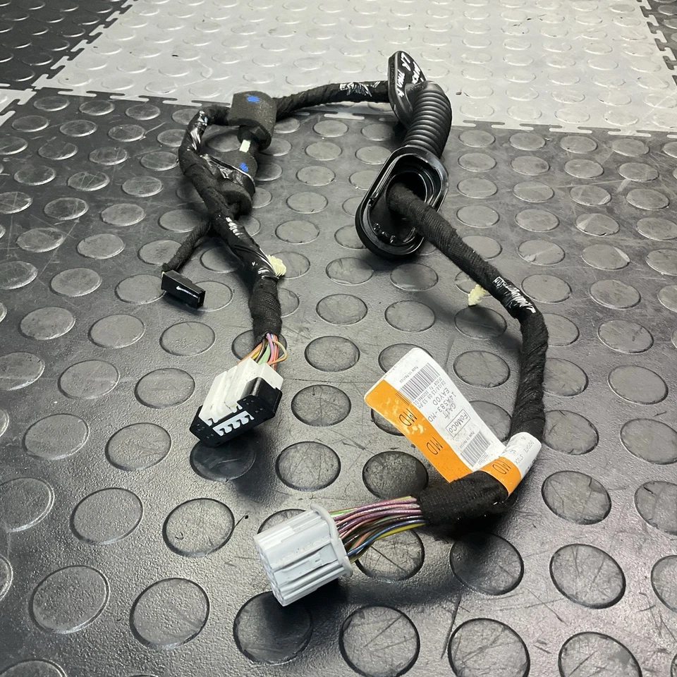 Lincoln MKX 2016-2018 maletero trasero izquierdo puerta levadiza arnés de cableado OEM Foto 3 de 4