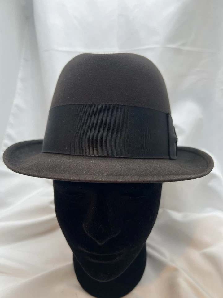 Golden Coach  25 By Dobbs Mens Black Felt Fedora 6 3/4 ROCKY HAT W/ BOX - Image 2 of 4