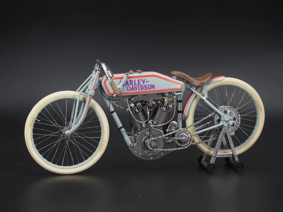 Cixmodels CIXMBIG12002 HARLEY DAVIDSON BOARD TRACK RACER 4 VALVE 1:12 mfh meng - Immagine 2 di 4