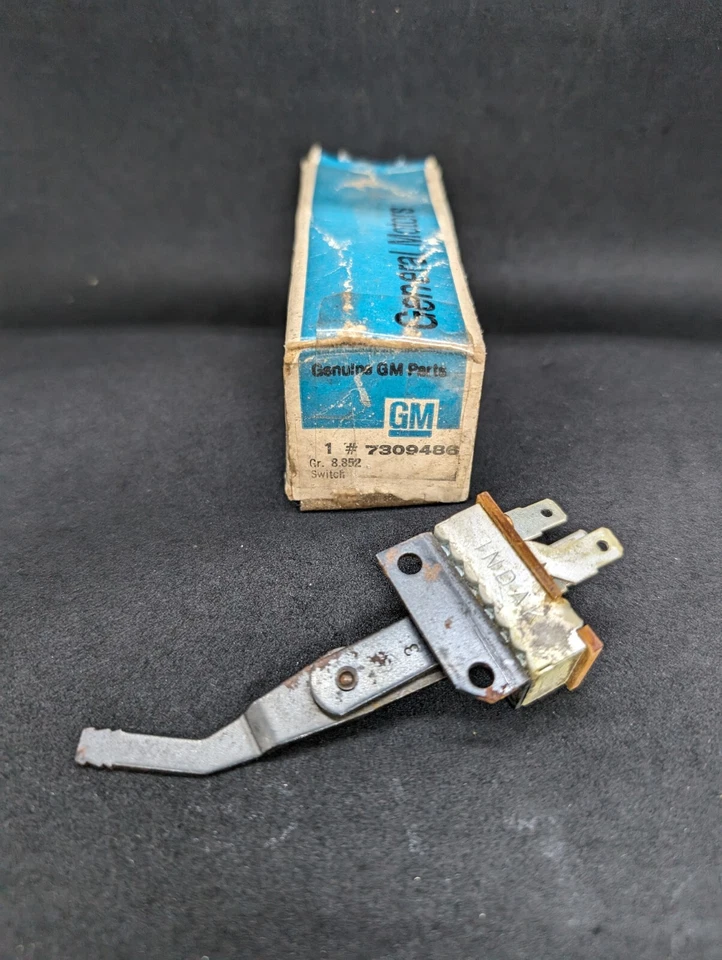 Nuevo de Lote Antiguo 1969 1970 1971 1972 Pontiac Grand Prix Calefactor Ventilador Ventilador Interruptor 7309486 Foto 2 de 4