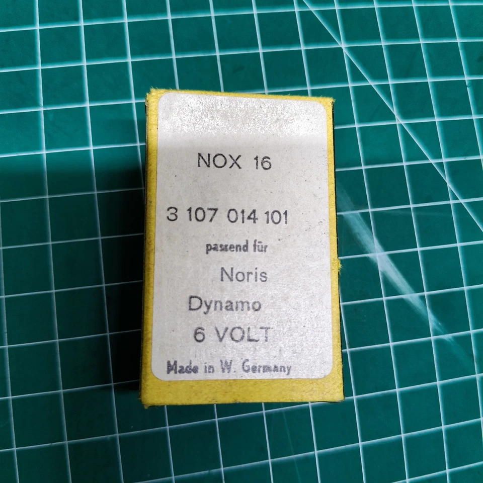 Juego de cepillos de carbono alternador vintage GEBE NOX 16 6 V 3107014101 Alemania NOS Foto 3 de 4