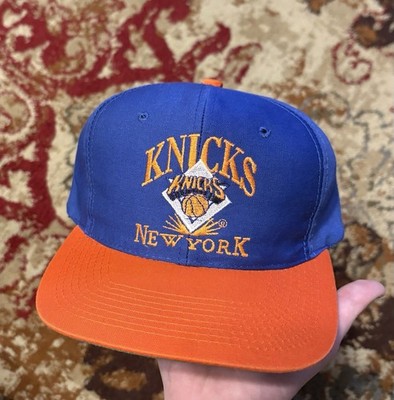 90s ヴィンテージキャップ ニューヨーク・ニックス Vtg 90s New York Knicks AJD Signatures Twill Spellout Adjustable