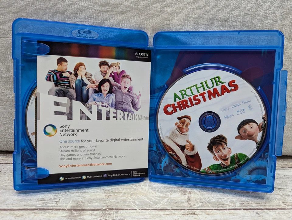 Arthur Christmas (Blu-ray/DVD, 2011) - Image 3 of 3