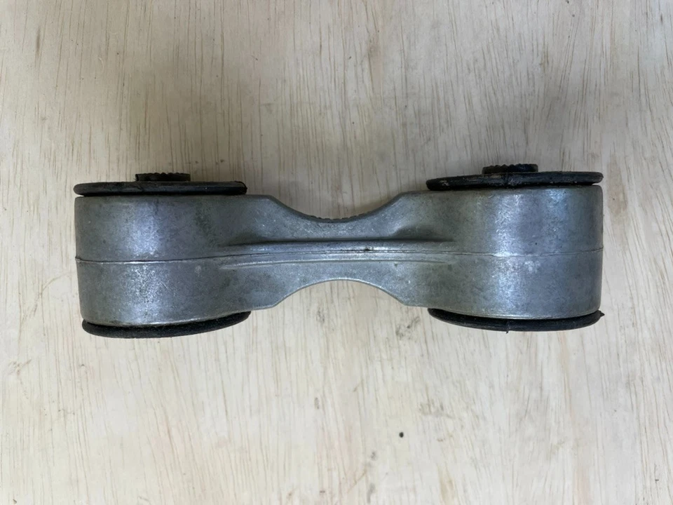 Оригинальное крепление стойки крутящего момента двигателя GM 82-85 94-95 Lumina Century Cutlass 10046813 новое из старых запасов - Изображение 2 из 4