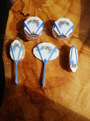 Antikes Art Deco Schminktisch Set mit leuchtender blau-weißer Guilloche Emaille