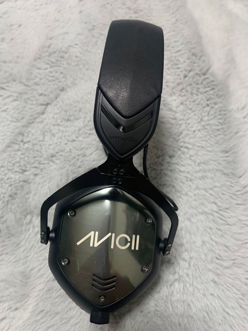 V-MODA M-100 AVICII シールド $_57.JPG?set_id=880000500F
