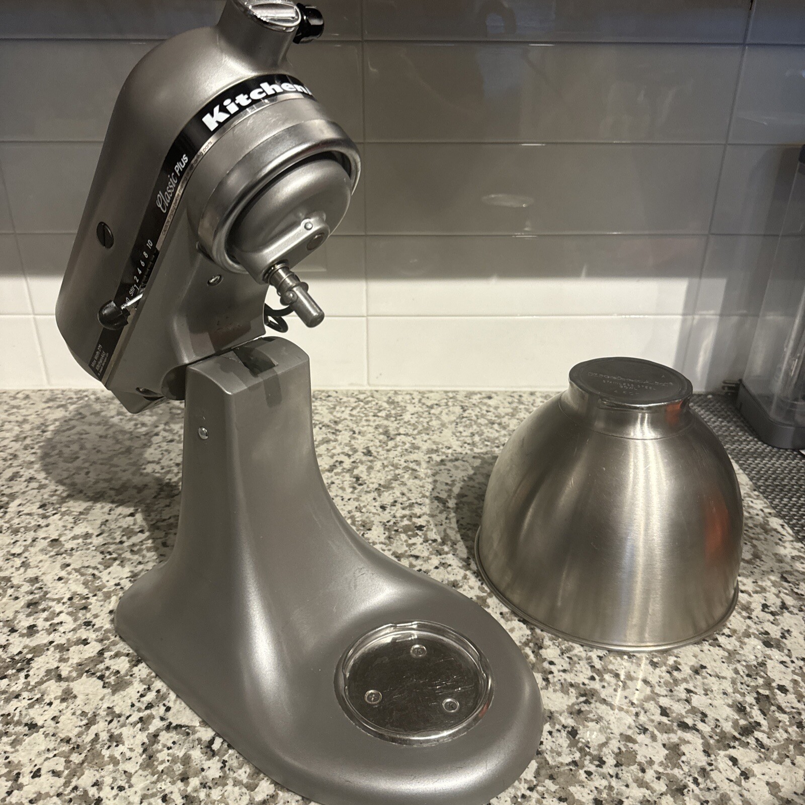 KitchenAid KSM75SL Classic Plus Series 4.5 Quart TiltHead Stand Mixer