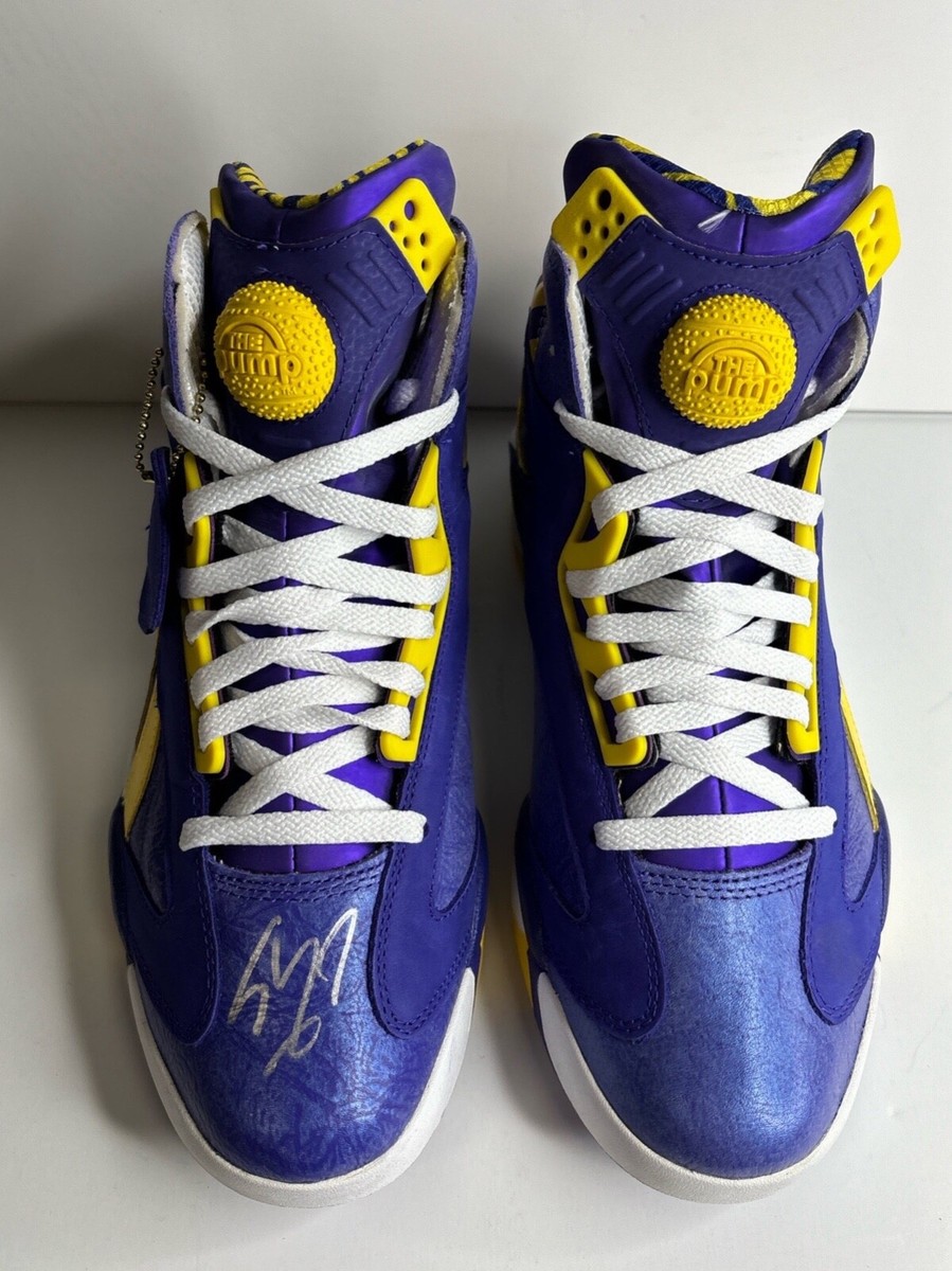 Shaquille O'Neal Signed Reebok Pump LA Lakers Shoe Size 9.5 BAS