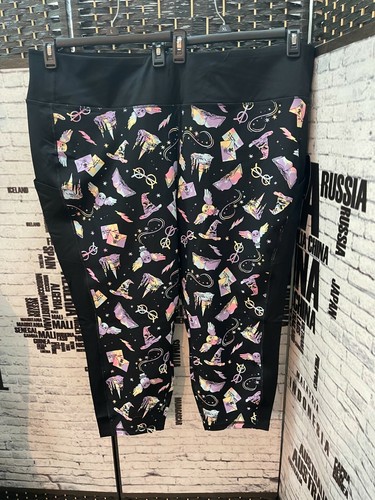 Symbols Graphic Crop Active Leggings | eBay