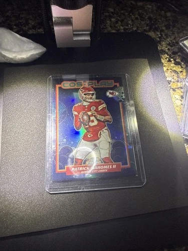 2025 Topps Cosmic Chrome Patrick Mahomes II Base (RAW)