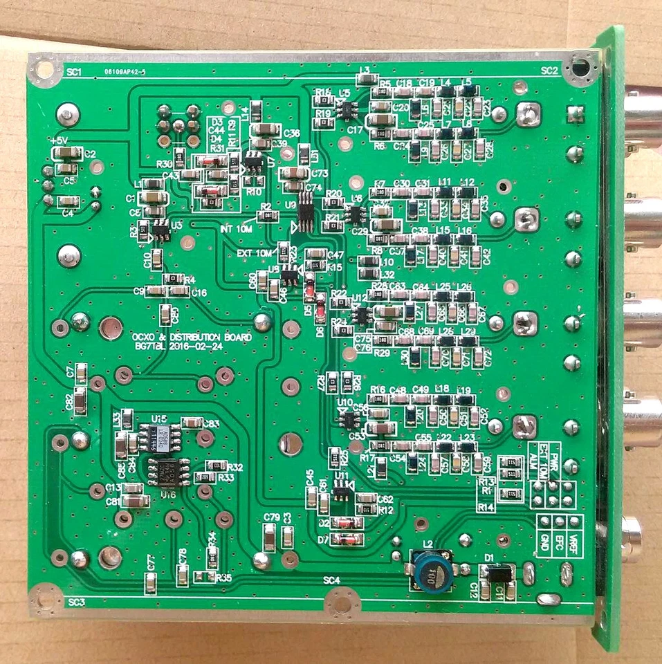 1PC 10MHz Distribution amplifier OCXO frequency standard 8 port output 10MHz - Image 2 of 4