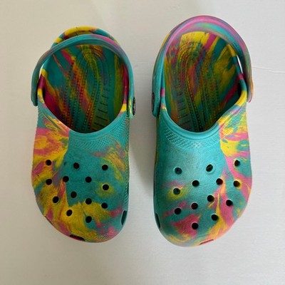 Crocs Classic Clog Kids Junior Size 1 Tie Dye Marbled Multi Color Slip On Shoes