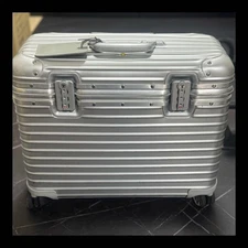 RIMOWA TOPAS Pilot Case 34L 923.50 Four-Wheel Aluminum Carry-On Vintage