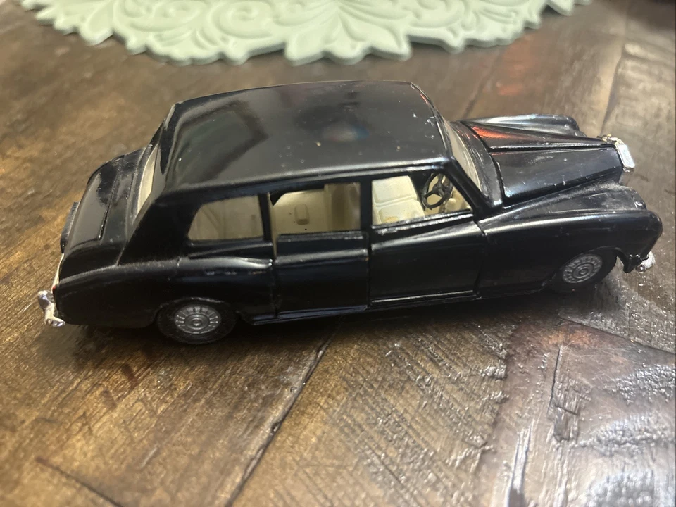 Dinky #152 ROLLS-ROYCE PHANTOM V LIMUSINA NEGRA Meccano Ltd Foto 4 de 4