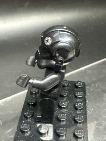 LEGO Imperial TIE Fighter Pilot Minifigure Star Wars Rebels 75106 75128 Cracked