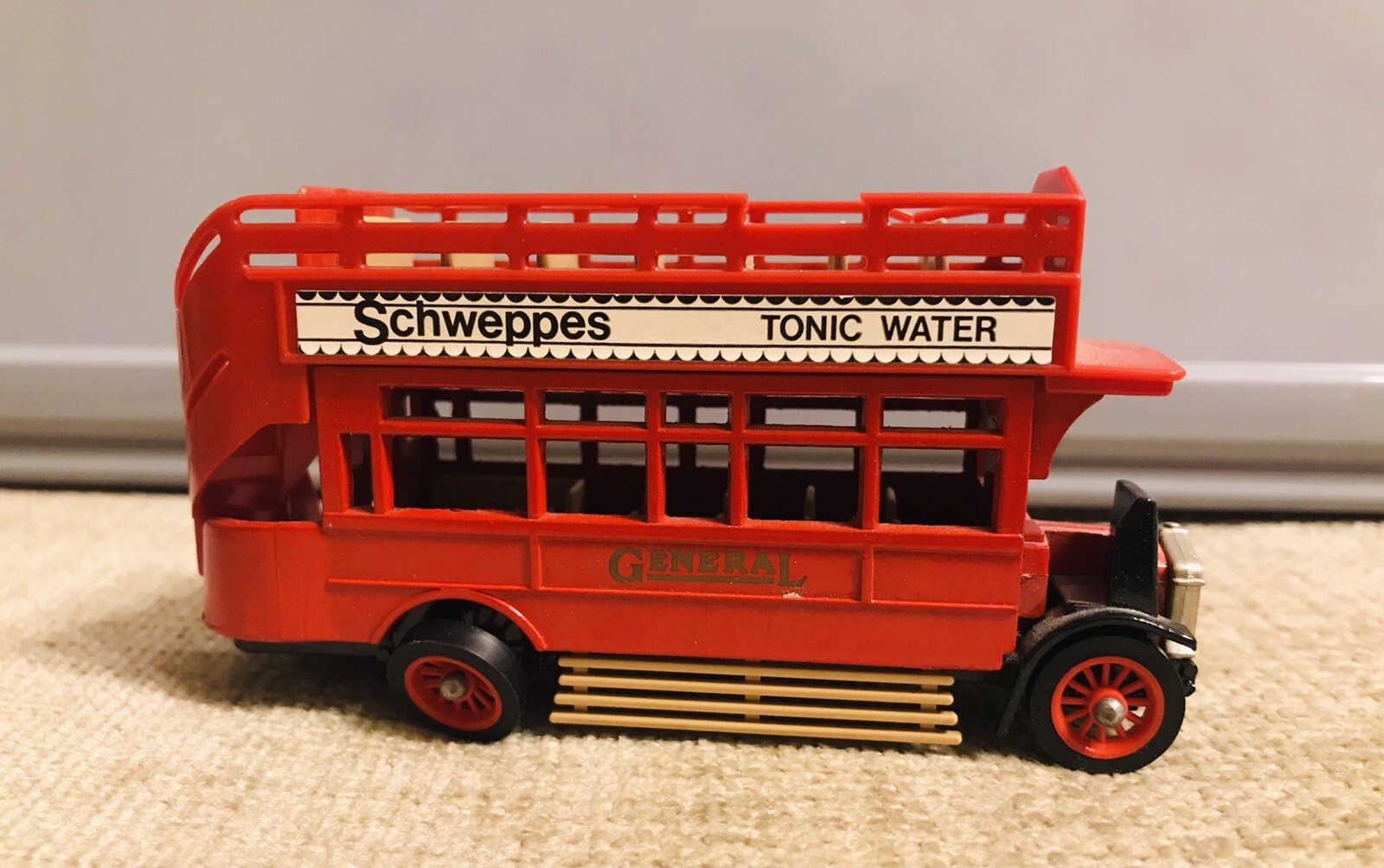 Picture 2 of 6