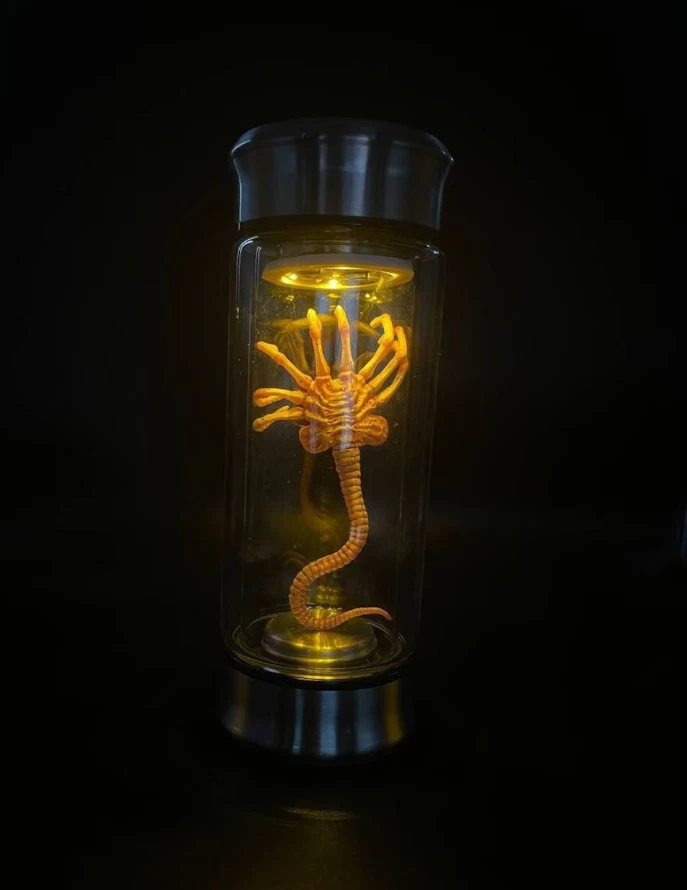 USA Alien Jar Xenomorph Specimen Facehugger Embryo Glass Jar Movie Prop Replica - Image 2 of 4