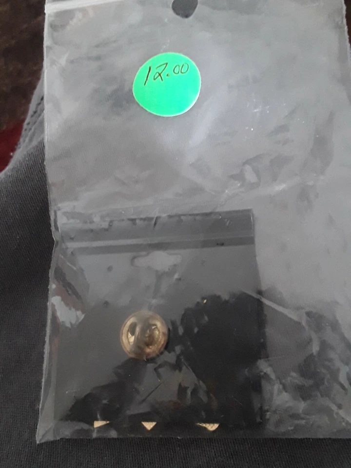 Mark McGwire SP Pin 62 Home Run Record September 8th 1998 - Image 2 of 2