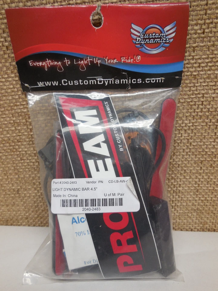 CUSTOM DYNAMICS 4.5″ Dynamic Light Bar Black Amber/White LED Auxiliary or Turn - Image 2 of 4