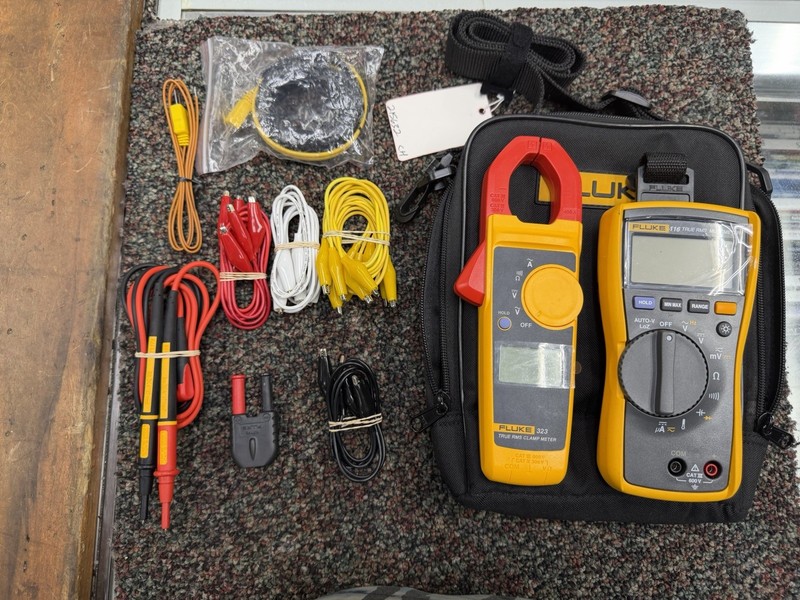 Fluke 116/323 HVAC/R Multimeter Combo Kit / TESTED