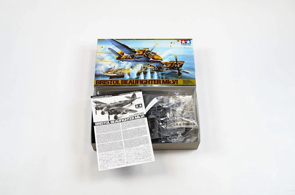 TAMIYA 1/48 Masterpiece Series n.53 BRISTOL BEAUFIGHTER MK.VI kit 061053... - Immagine 3 di 4