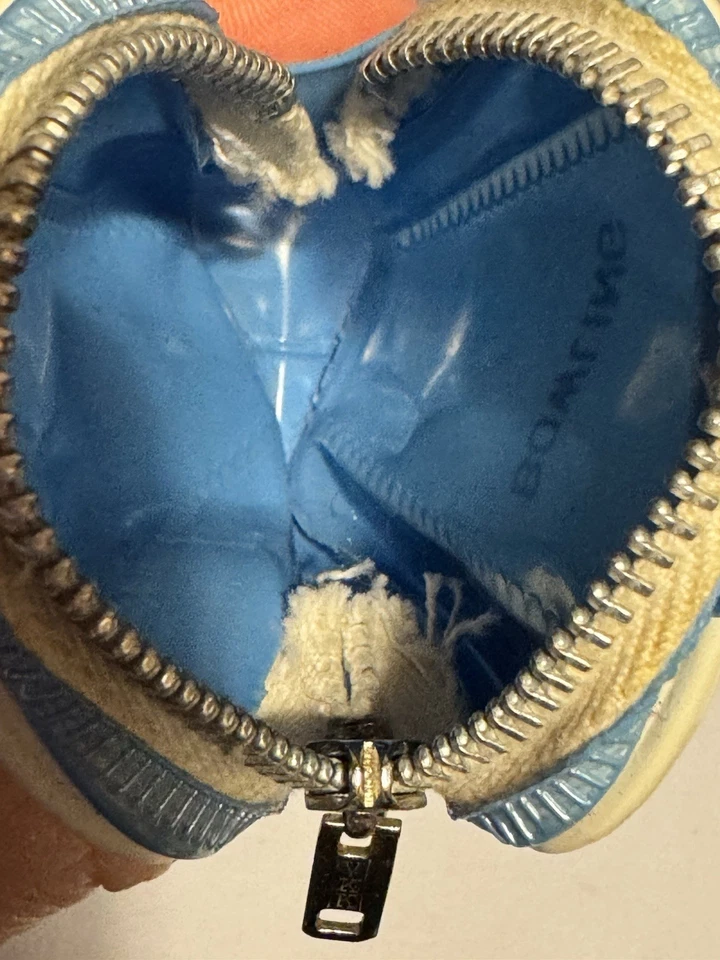 Vintage Mini Bowling Bag Shaped Small Change Coin Purse Vinyl Blue & White - Image 4 of 4