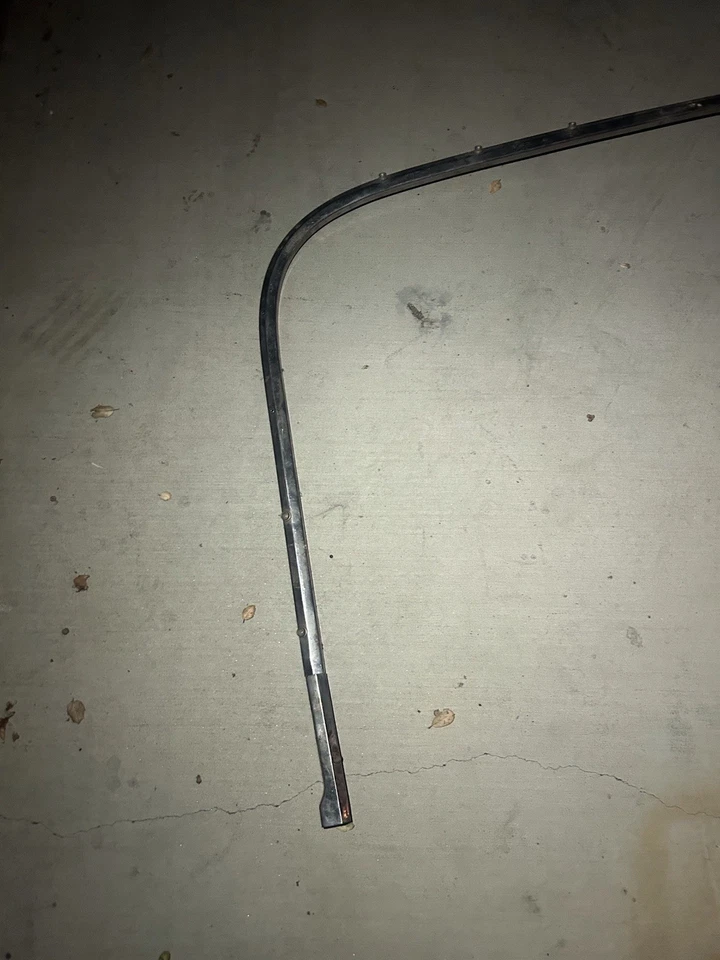 Chevy 1961-1964 original convertible molduras Pinchweld Foto 3 de 3