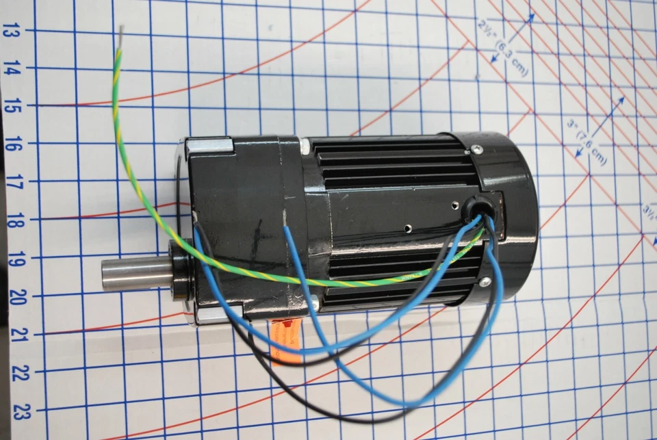 42R5BFCI-E1 / MOTOR, 115VAC, BODINE 679KC3005 115V 1PH 1.9A 60HZ 1/6HP / BODINE - Image 4 of 4