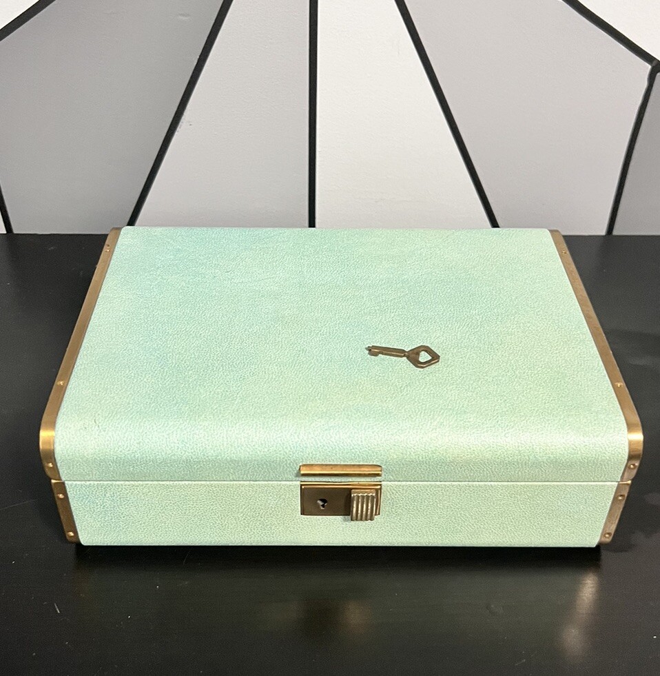 Vintage 1960’s FARRINGTON Jewelry Box Velvet & Satin Lining w/ KEY
