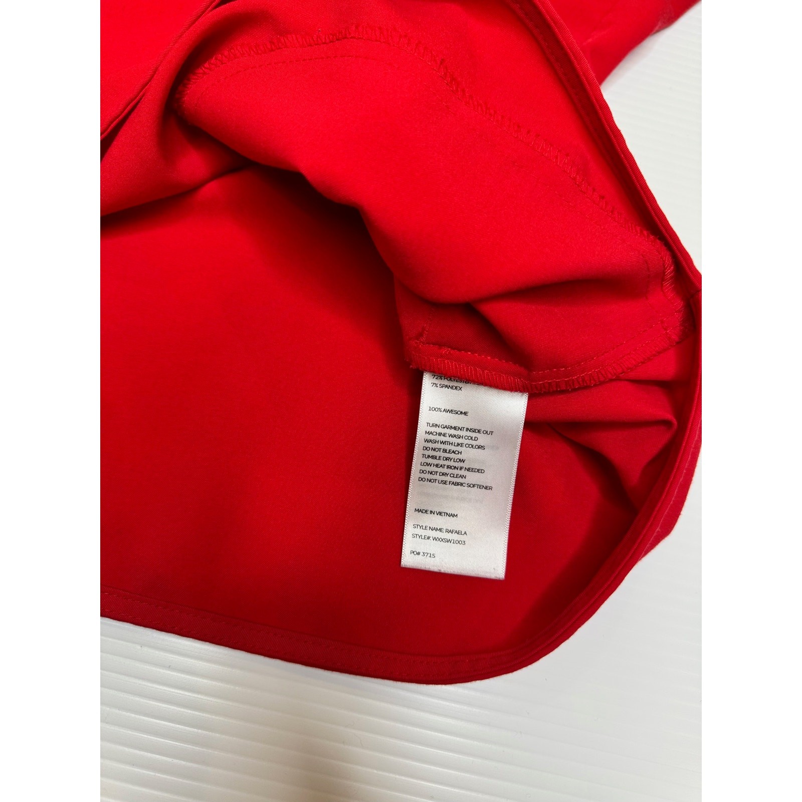 FIGS Rafaela Oversized Scrub Top Women's XS Pop Red Limited Edition Medical Rare image 8