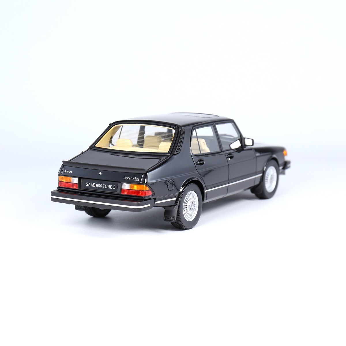 OTTO SAAB 900 ブラック 1/18 Saab 900 Turbo Phase 1 Black 1:18 OT678 OTTO MOBILE diecast model