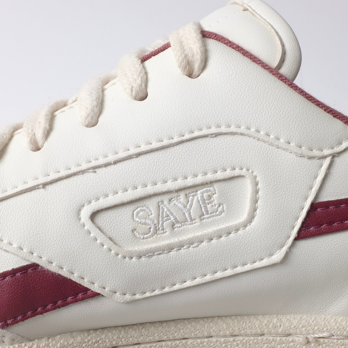 Saye W 10, M 8 .5, Modelo 89 Vegan Sneakers in ivory & maroon Bio Based EU  41 | eBay