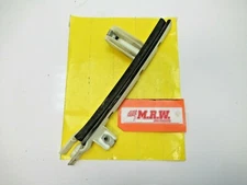 DOOR GLASS WINDOW TRACK BRACKET CHANNEL GUIDE RIGHT FRONT RF for ACADIA 07 08 09