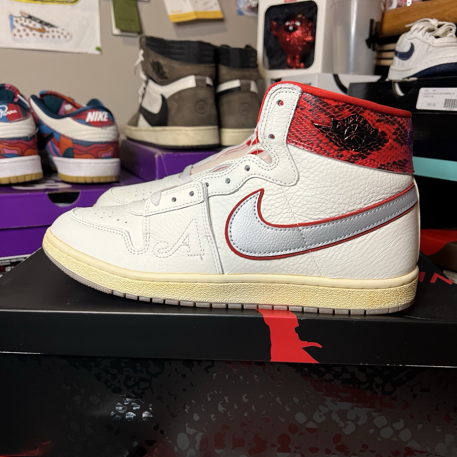 Awake NY x Jordan Air Ship PE SP Size 11.5 University Red