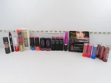 (BUNDLE OF 21) AMUSE COSMETICS LIPSTICK & LIP GLOSS *DETAIL IN DESCRIPTION*