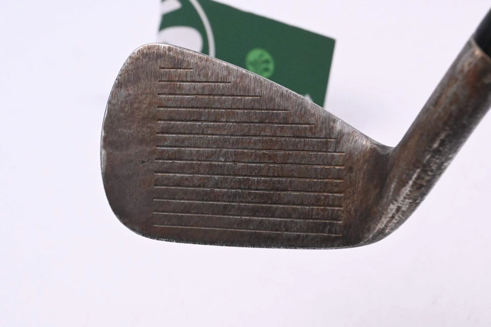 Titleist 718 MB #8 Iron / Regular Flex Steel Shaft - Image 2 of 4