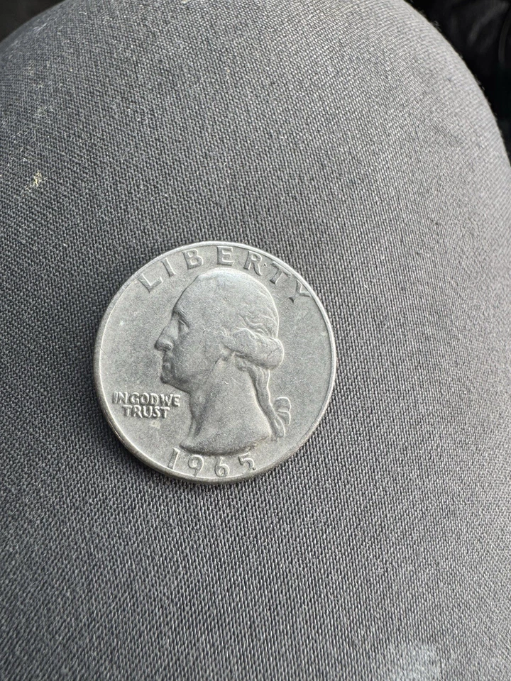 Moneda de un cuarto de dólar de Estados Unidos de 1965 sin clasificar rara Foto 3 de 4