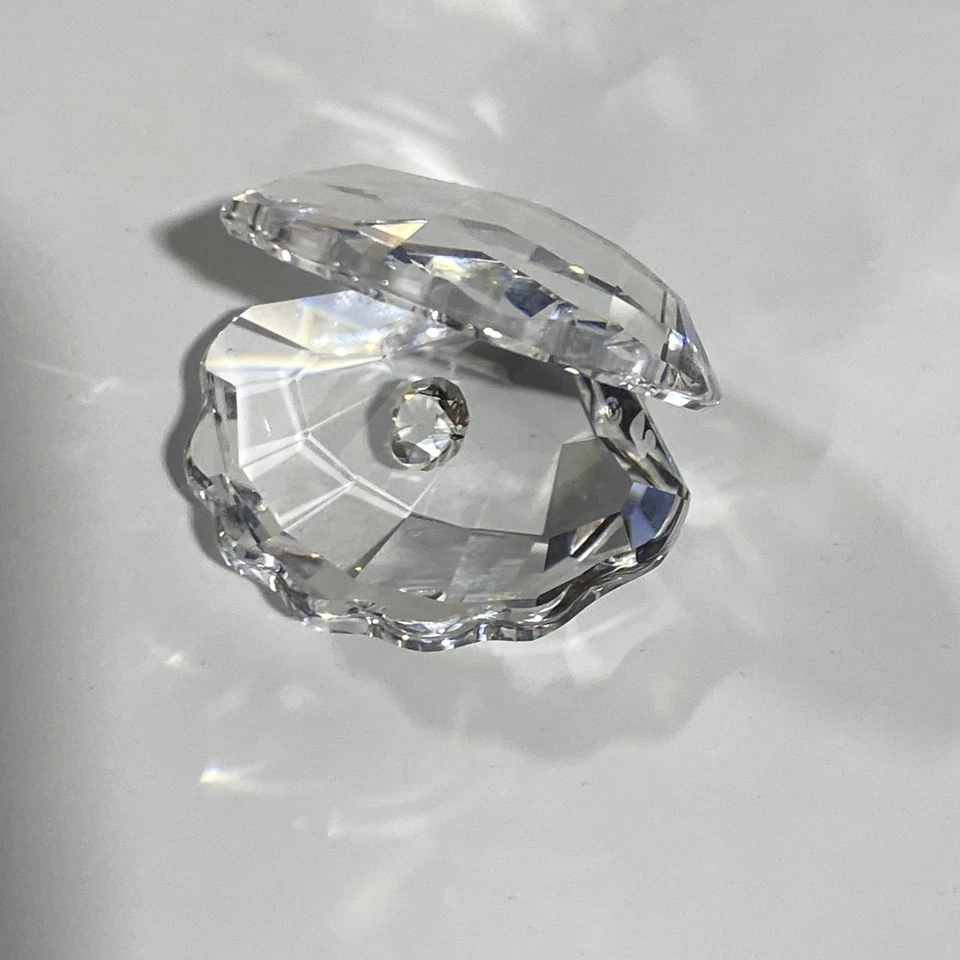 Swarovski Crystal Oyster Shell Crystal Gem Pearl Swan Mark 1” Retired - Image 3 of 4