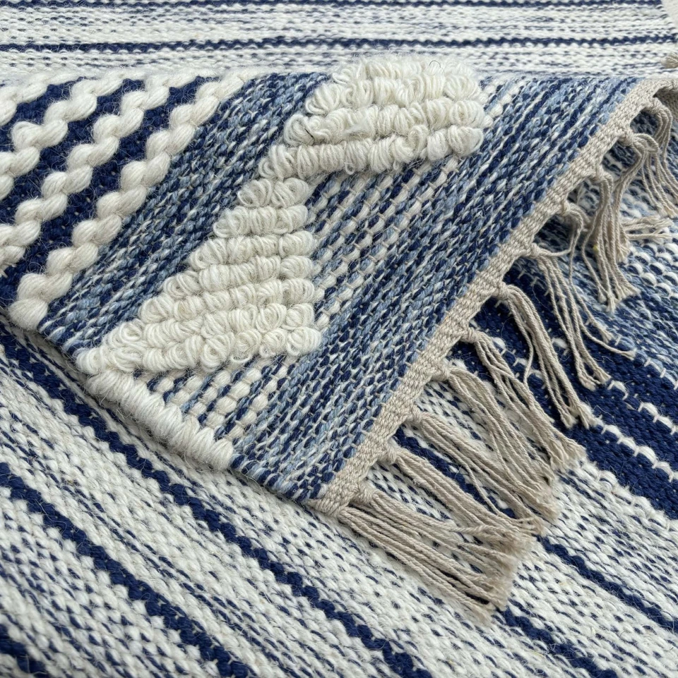 Blue 2.5x4 ft Wool Cotton Rug Carpet, Handmade Flatweave Handwoven Floor Mat - Image 4 of 4
