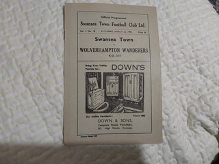 Swansea Town v Wolves 1945/46 League Game