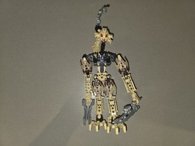 LEGO Bionicle Glatorian 8983 Vorox 100% Complete (NO Manuel Or Box)