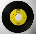 Beatles T-9008 Love Me Do / P.S. I Love You THICK logo border PROMO SM band name