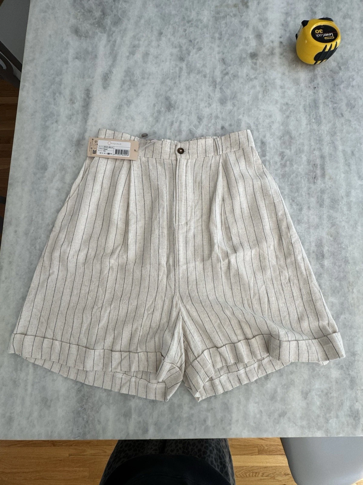 Esqualo NWT Pinstripe Linen Blend Shorts In Sand Color Women’s Size XL