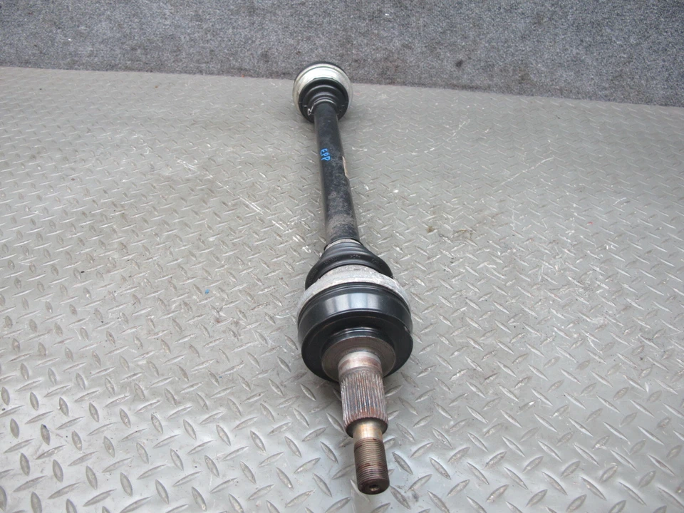 2010-2016 PORSCHE PANAMERA 970 RWD REAR LEFT OR RIGHT SUSPENSION AXLE SHAFT - Image 3 of 4