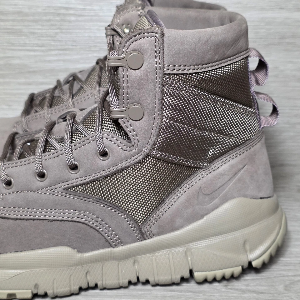 Nike Men's SFB Field 6" NSW Durable Leather Boots Size 8 Dark Mushroom Brown New - Image 4 of 4