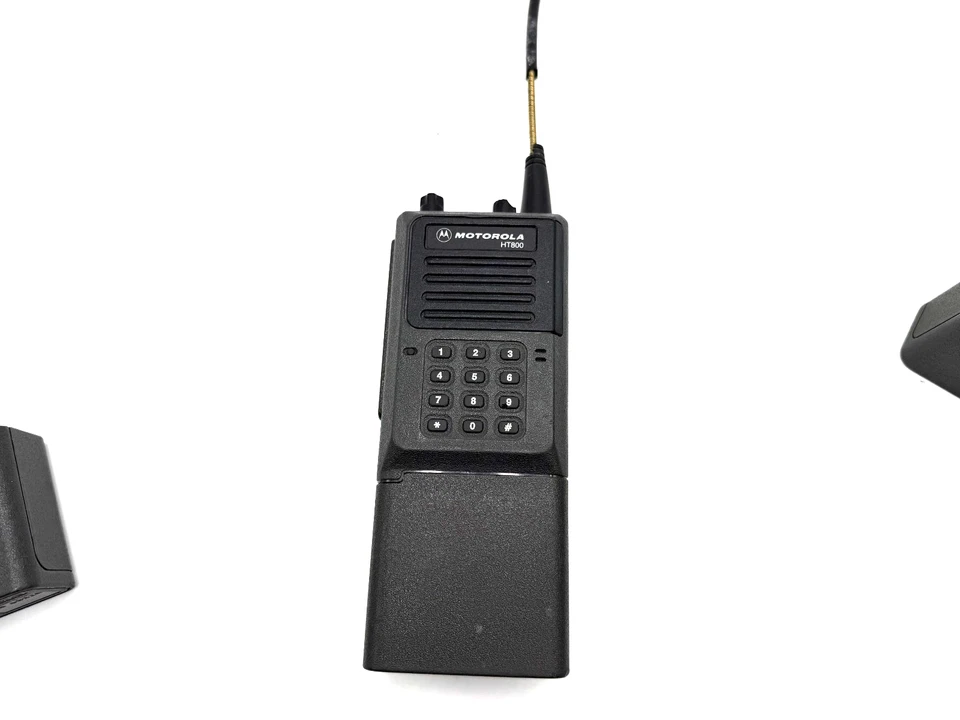 Motorola HT800 Handfunkgerät UHF VHF defekt - 3 Stück - Bild 2 von 4
