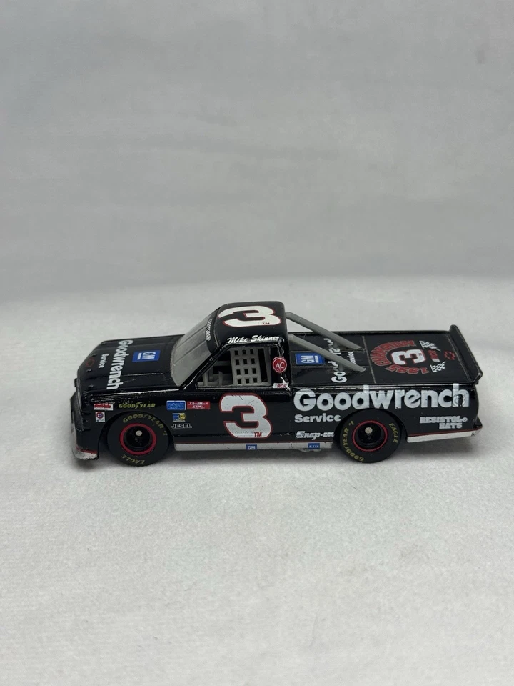 Литой грузовик Chevy C-1500 1995 Mike Skinner Racing Champions Redline Hotwheel - Изображение 3 из 4