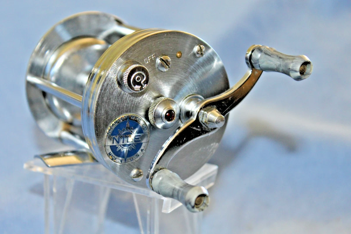 Vintage Ocean City No. Moulinet de pêche moulé par vent 81