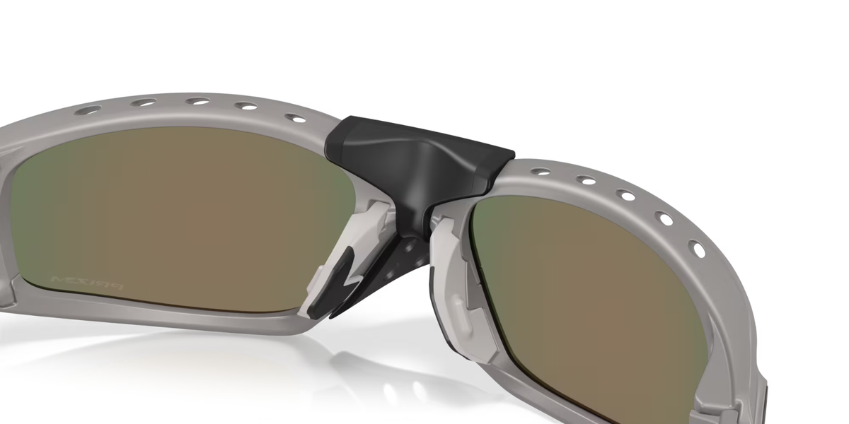 Oakley Sunglasses PLANTARIS SQ OO9529-0561 Titanium Frame / PRIZM