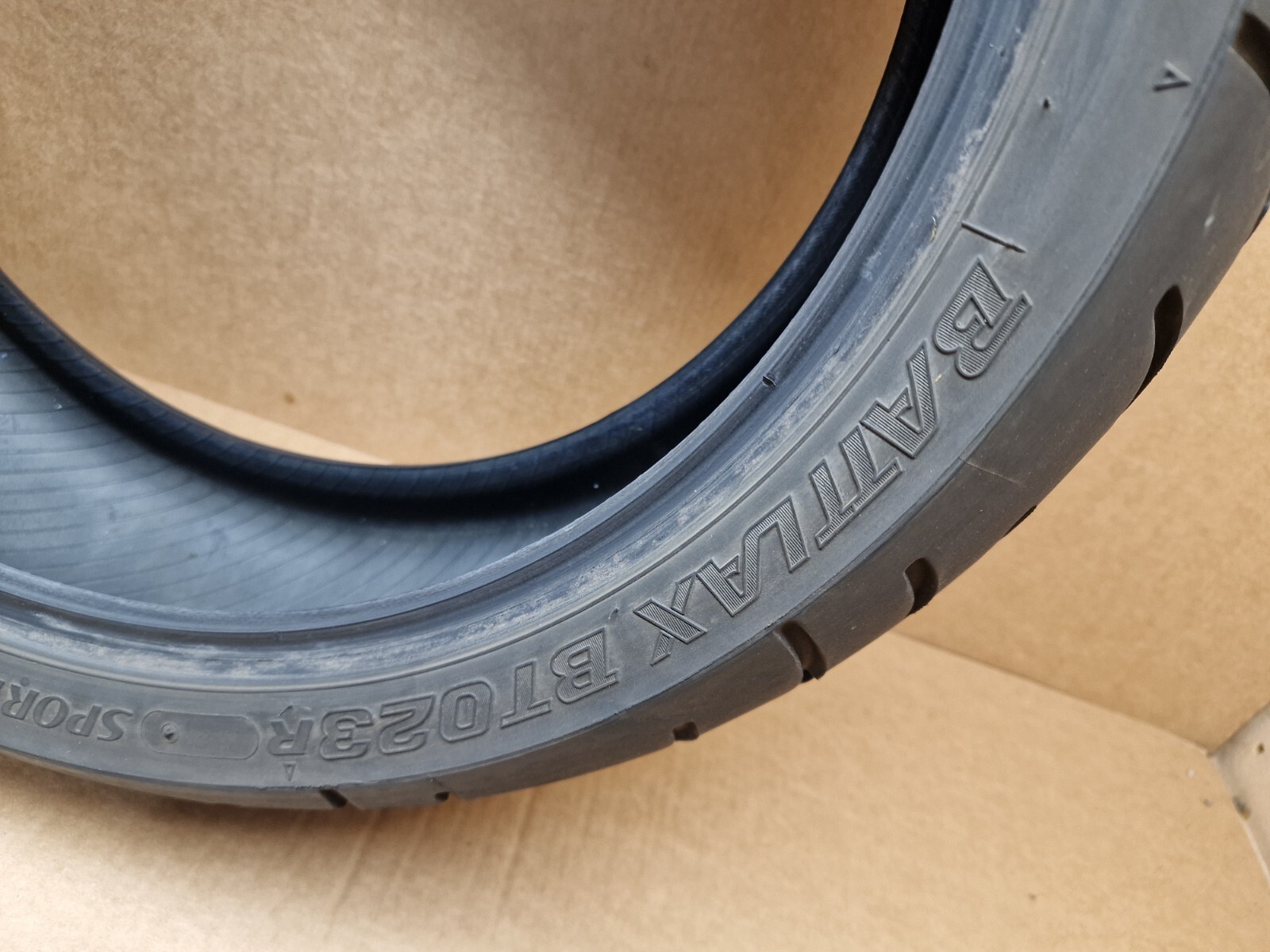 Bridgestone Battlax BT023 Sport touring 180/55/17 & 120/70/17
